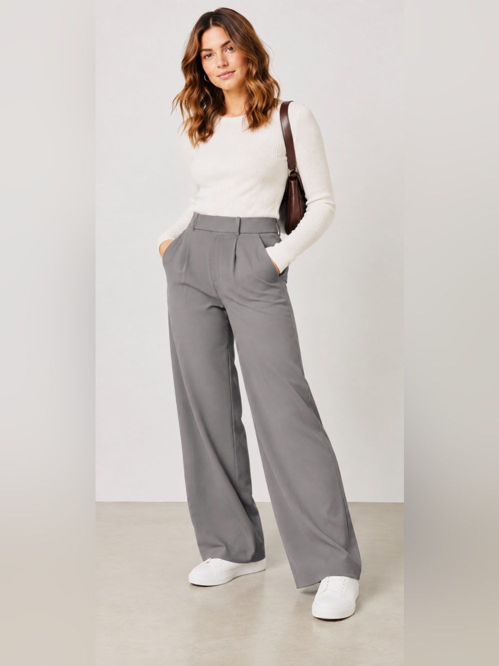 Halara High Waisted Grey Straight Leg Pant Size Medium 29” Inseam